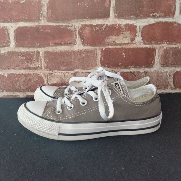 Converse Womens Shoes Size 6 Gray Sneakers All Star Classic - Picture 2 of 6